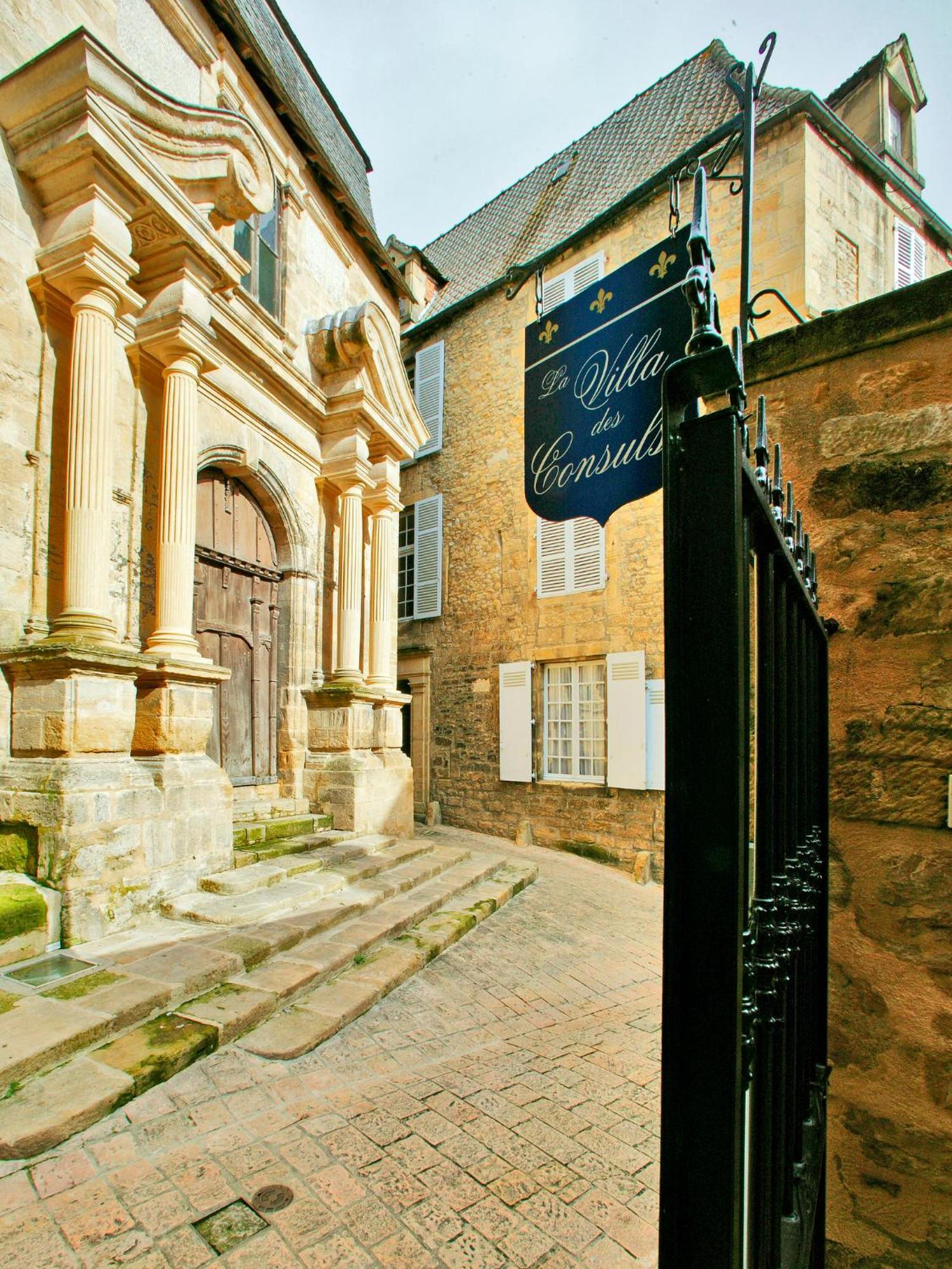 La Villa Des Consuls - Gite De Tourisme De Charme Sarlat-la-Canéda Exterior foto